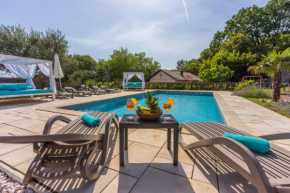 Villa Valentina , veliki bazen 10x5 i Whirpool , pogled na more ,4,6 km od plaže